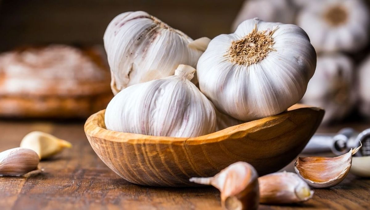What Does the Smell of Garlic Mean Spiritually?