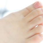 Right Foot Itching Spiritual Meaning: A Complete Guide
