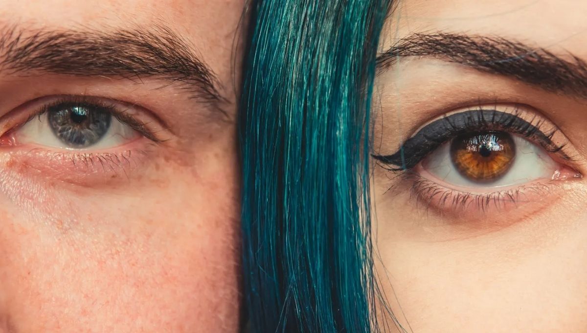 What Does Dreaming of Eye Twitching Mean?