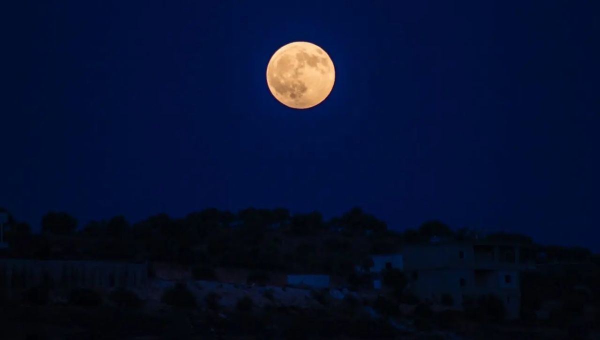 What Does It Mean to Have Your Period on a Full Moon?