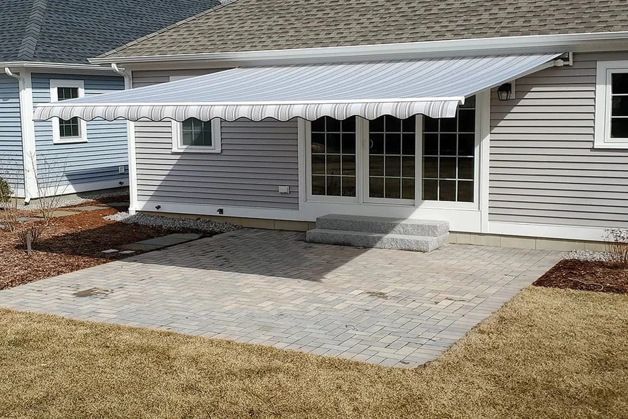 Retractable Awnings